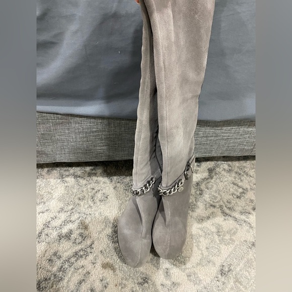 Like new BCBG gray leather boots with silver buckle - Picture 2 of 9